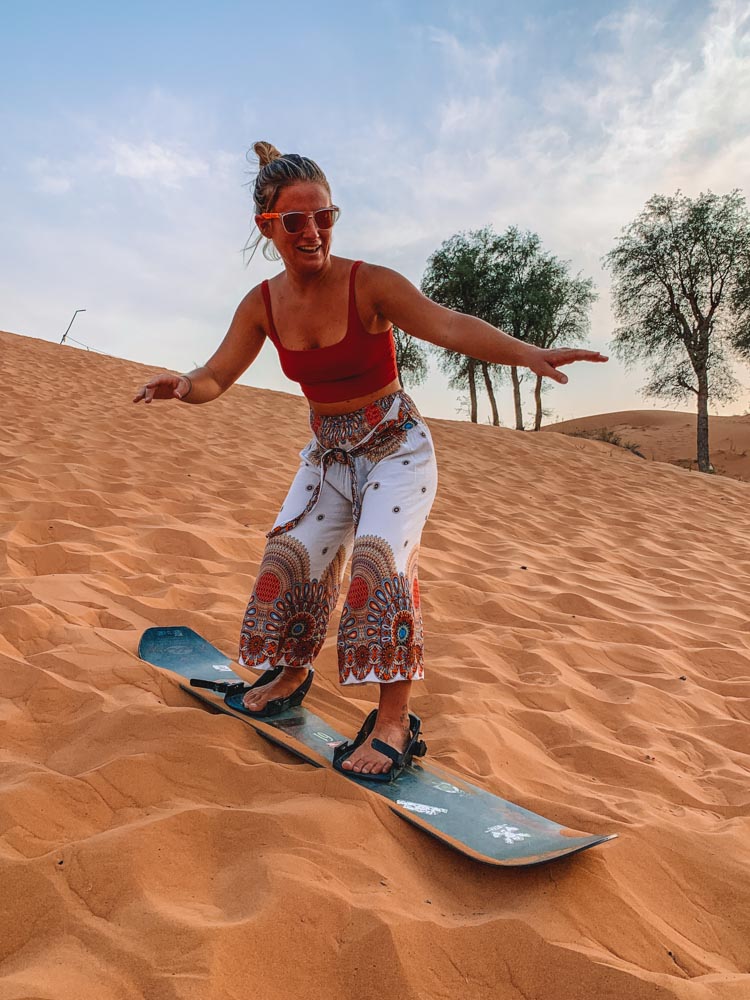 Excursion to the Dubai Desert for a Safari and Sandboarding