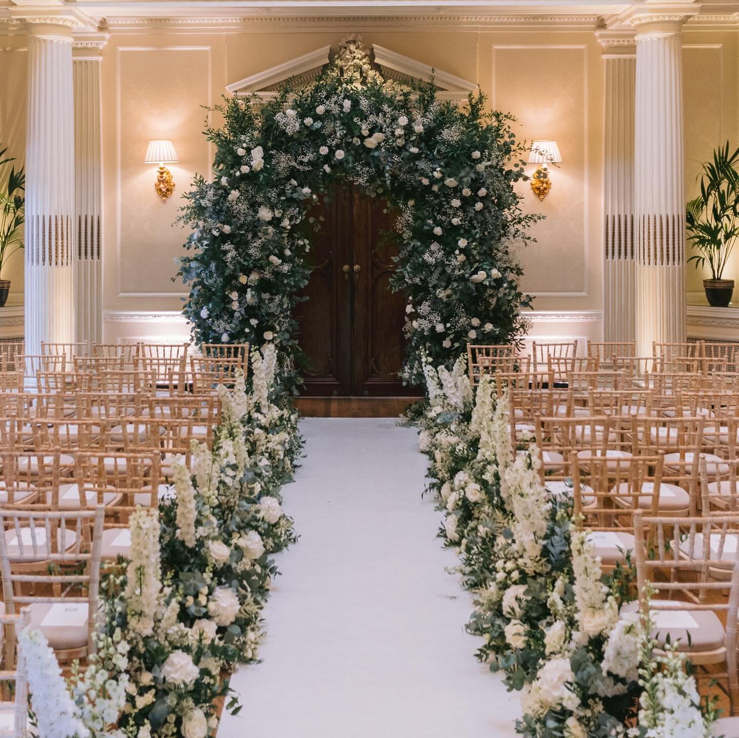Lush Floral Meadow Style Decor