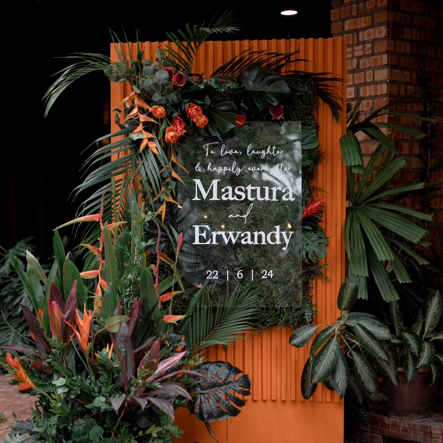 Tropical Rustic Wedding Backdrop Setup