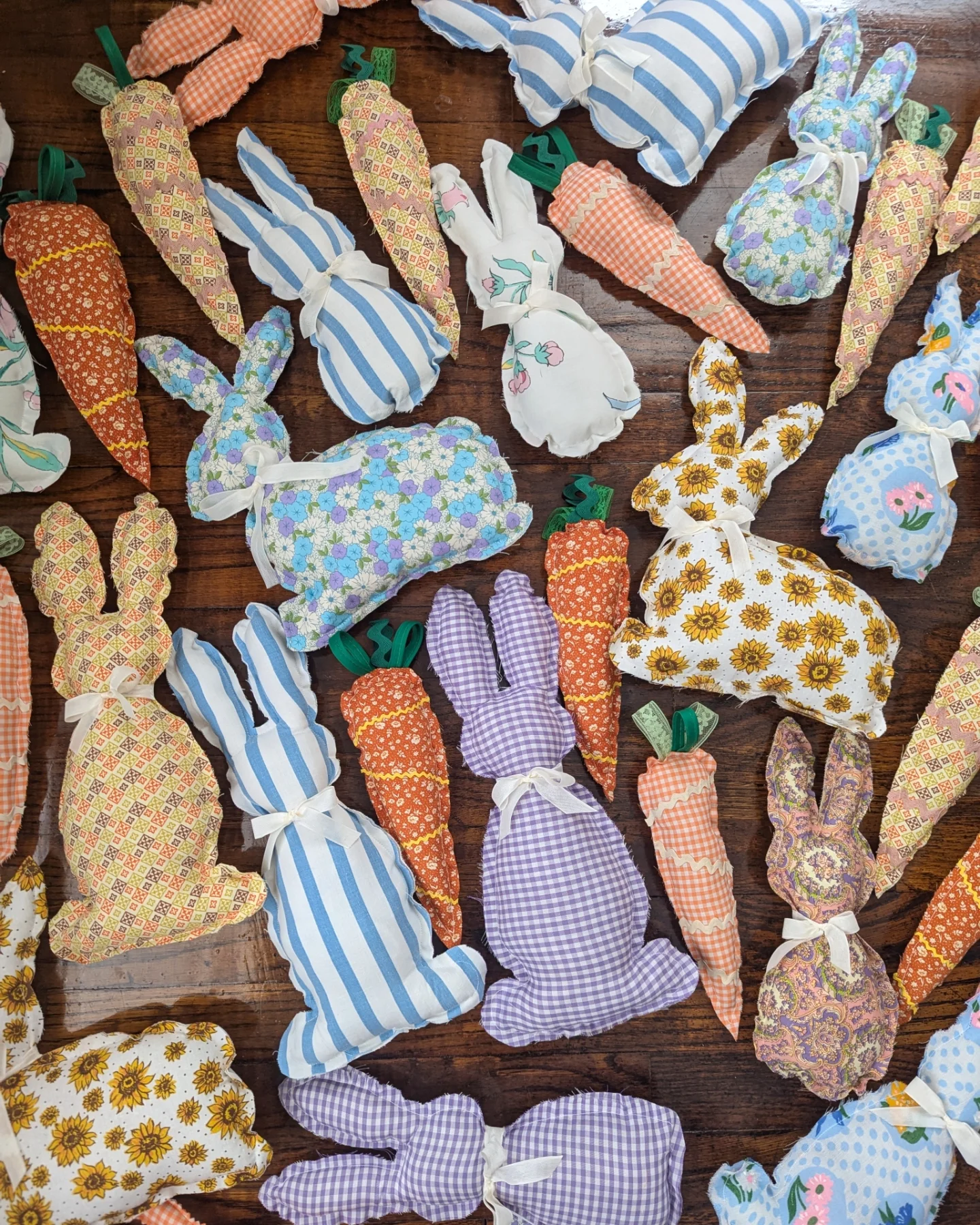 Bunnies and carrots crafts