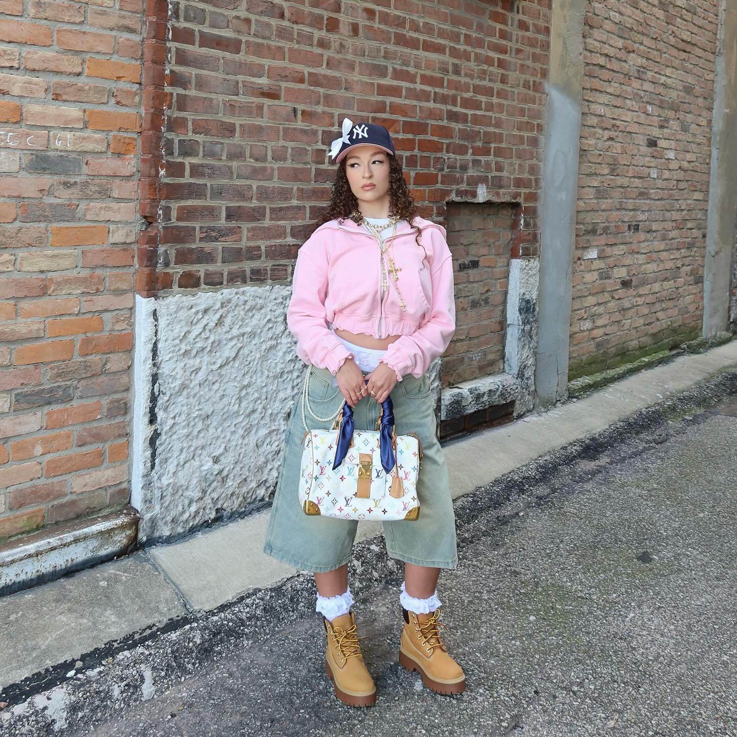 Street Wear Fashion Jort Outfit